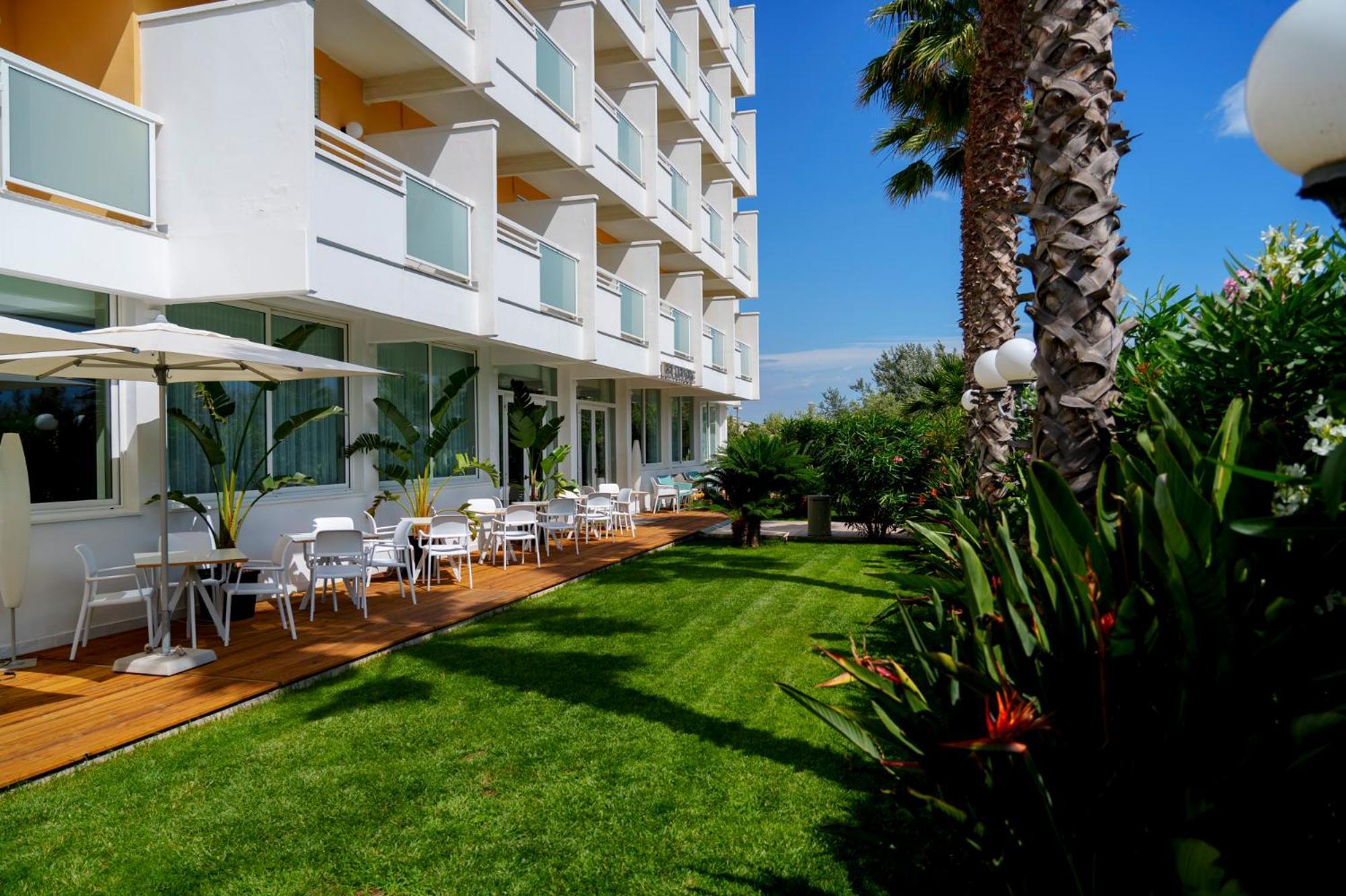 Hotel Belvedere Martinsicuro Esterno foto