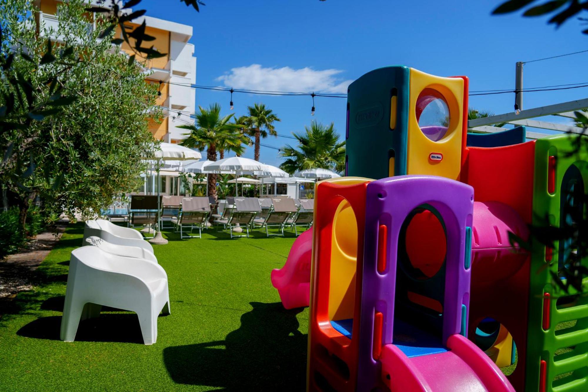 Hotel Belvedere Martinsicuro Esterno foto