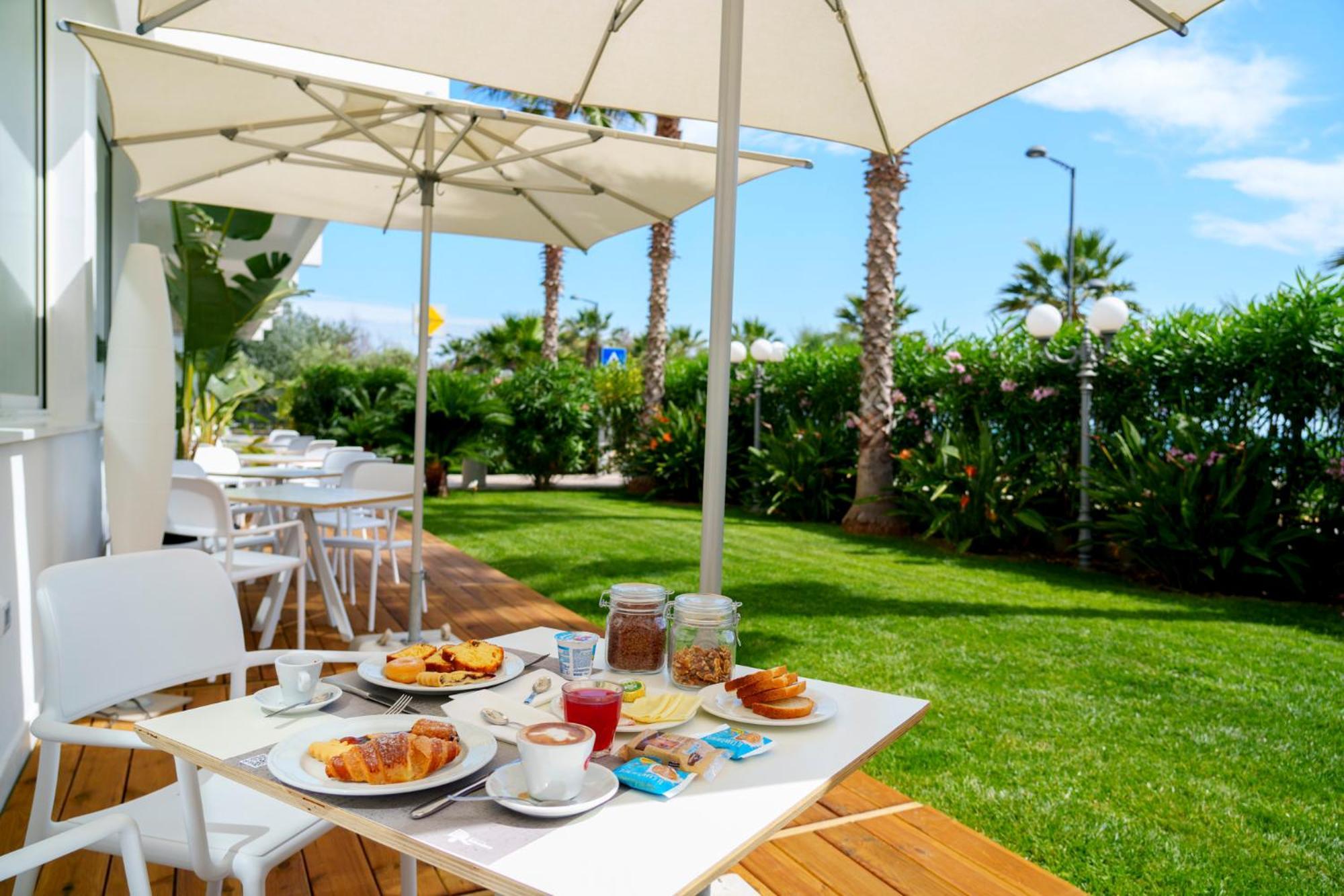 Hotel Belvedere Martinsicuro Esterno foto